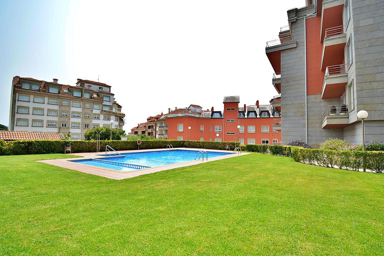 Galihost - Apartamento Con Piscina En El Centro De Sanxenxo Εξωτερικό φωτογραφία