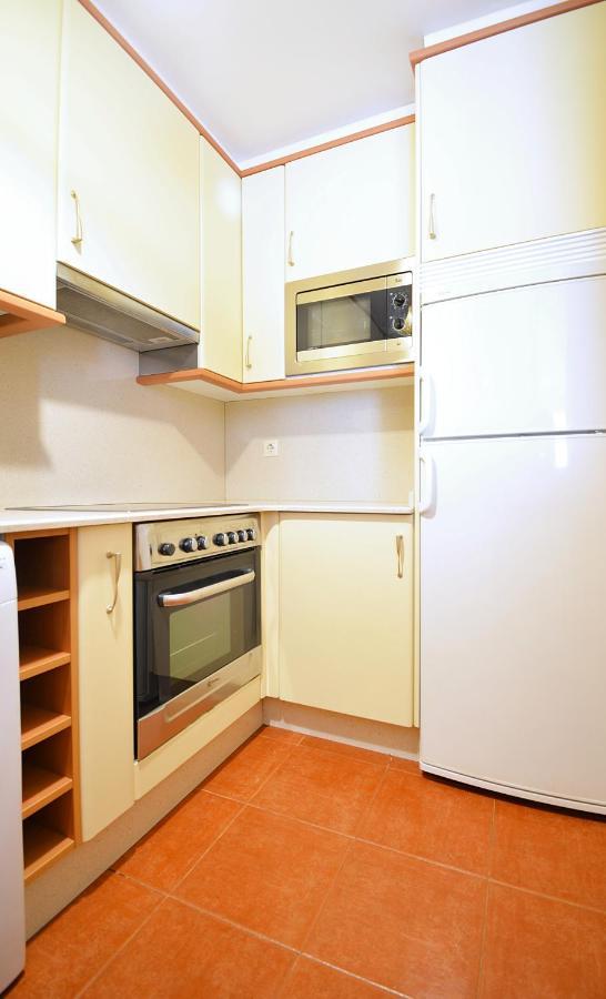 Galihost - Apartamento Con Piscina En El Centro De Sanxenxo Εξωτερικό φωτογραφία