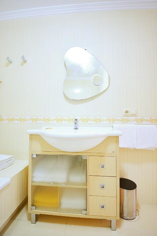 Galihost - Apartamento Con Piscina En El Centro De Sanxenxo Εξωτερικό φωτογραφία